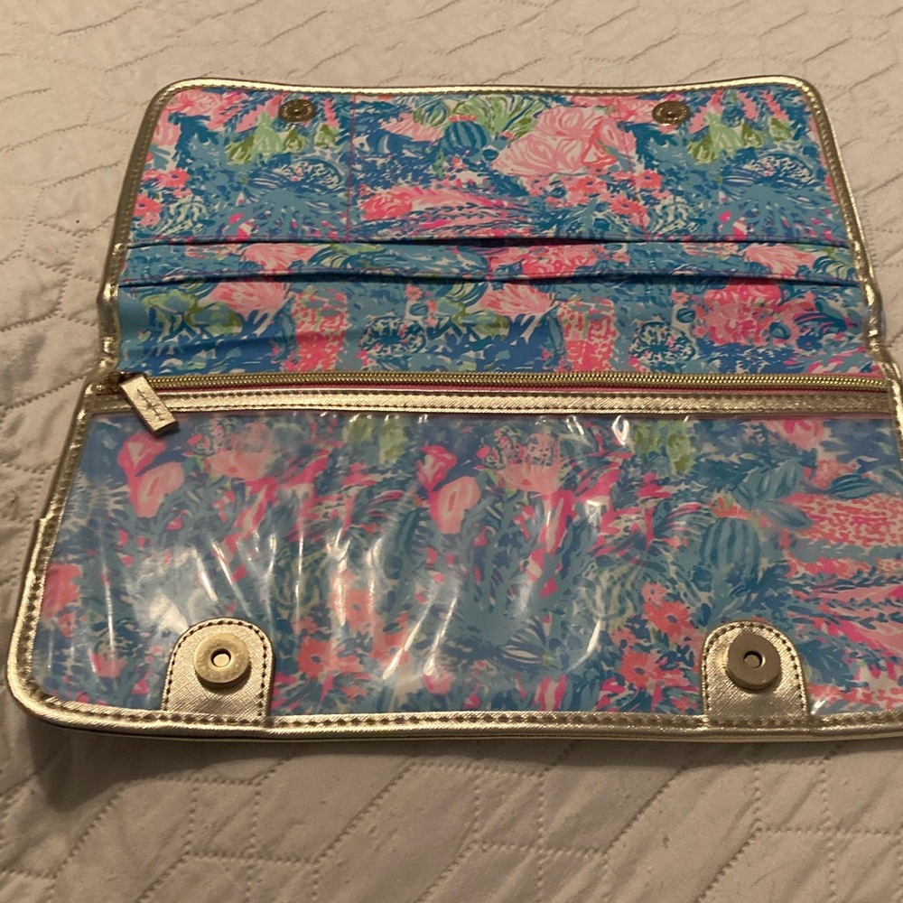 Lilly Pulitzer Tropical Floral Travel Organizer - Picture 6 of 7